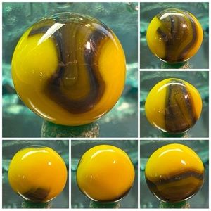 Bumblebee Jabo collectible marble